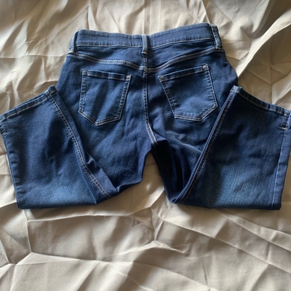 Liz Claiborne Sara Crop Mid Rise Women's Blue Jean Capri Size 6P, Preloved - Picture 6 of 6